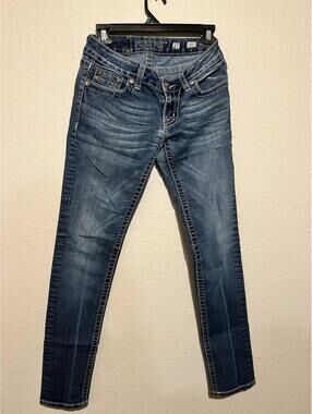 Miss Me Skinny Jeans Size 27 Medium Wash